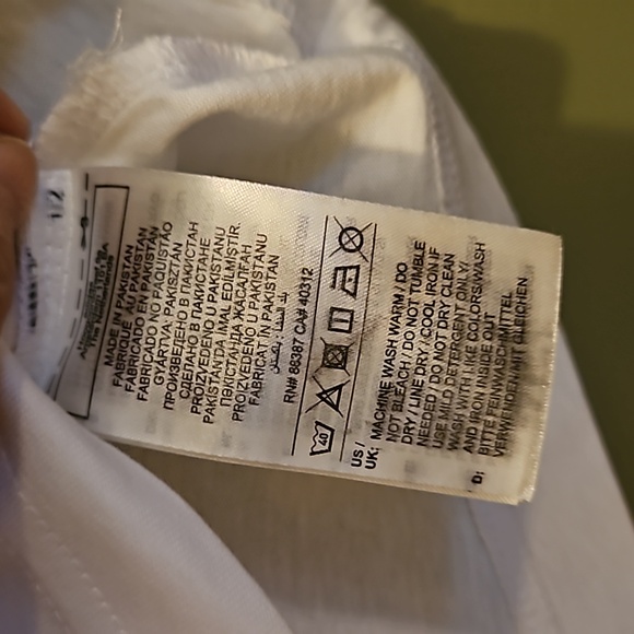 NWT ADDIDAS cotton tee. NWT L - Picture 5 of 7